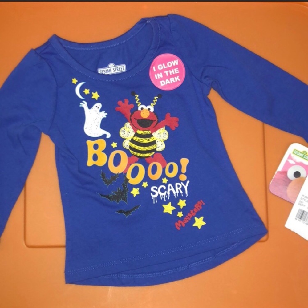 Elmo Graphic Tee
